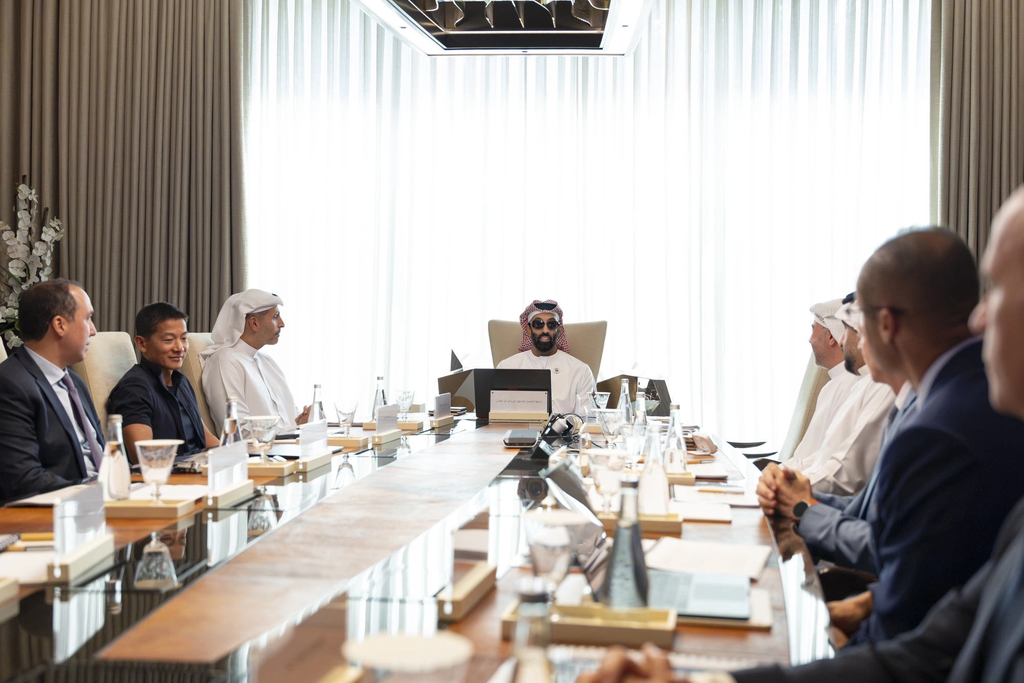 طحنون بن زايد يترأس الاجتماع الثالث لمجلس إدارة شركة «إم جي إكس» لعام 2026