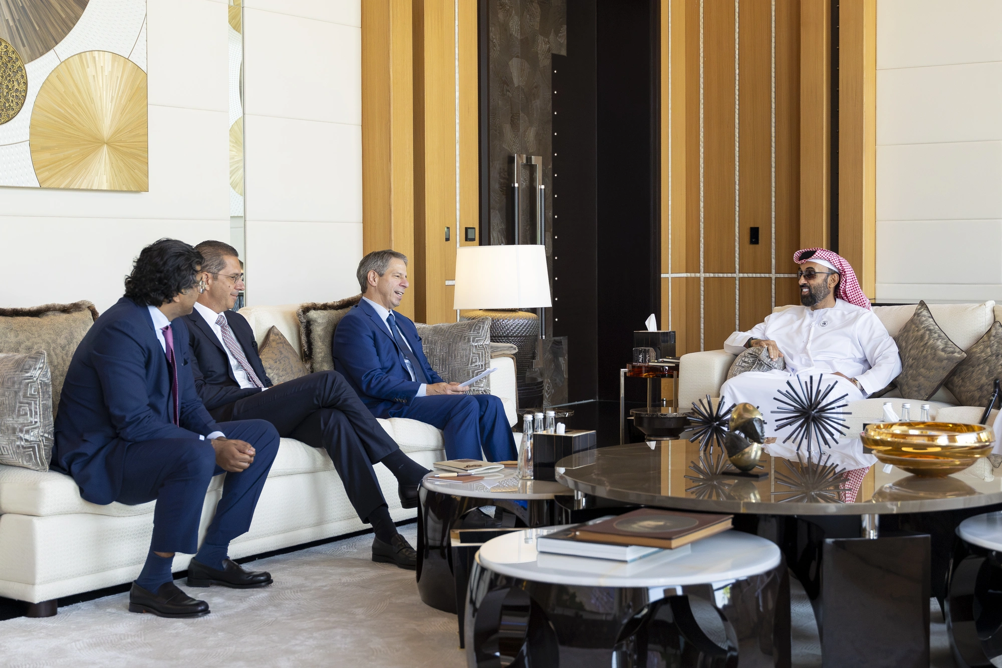 HH Tahnoon bin Zayed Meets Morgan Stanley Co-President to Discuss AI and Global Investment Trends